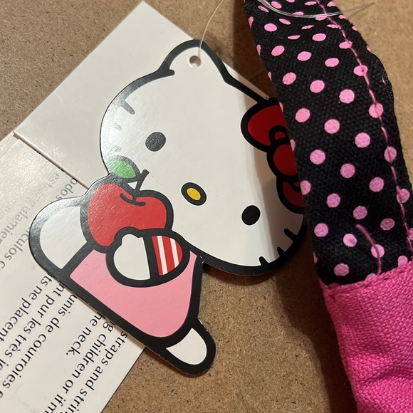 Hello Kitty Shoulder Bag - Picture 3 of 7